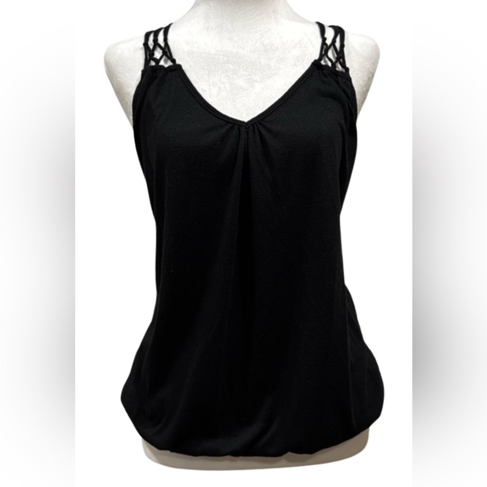 Woman’s stylish tank top!🔥